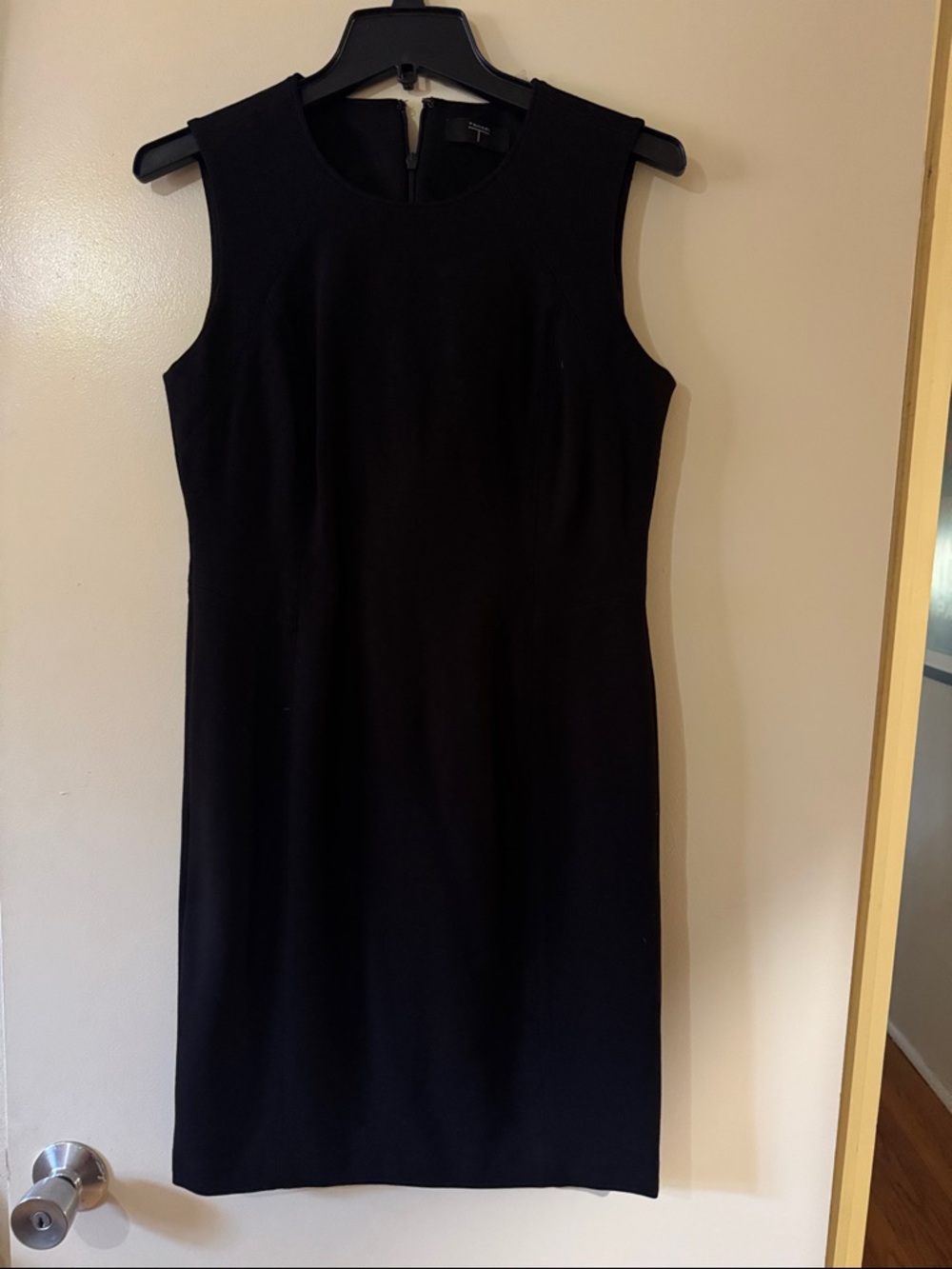 Tahari Black Sleeveless Midi Sheath Dress